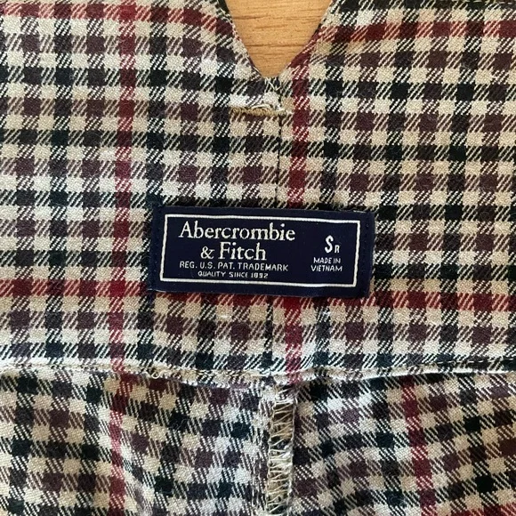 Abercrombie & Fitch Women’s Plaid Pants - Black, Red, Tan - Picture 2 of 5